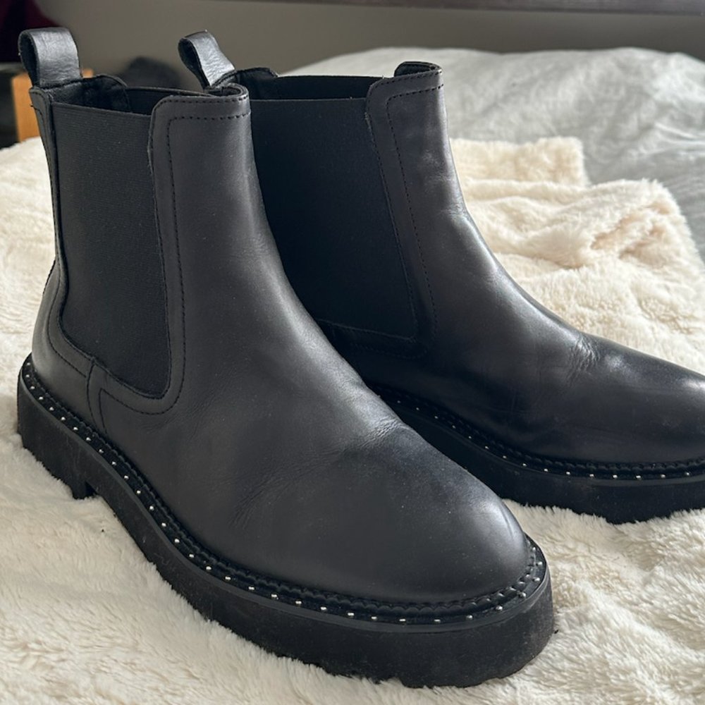 Leather Chelsea Boots